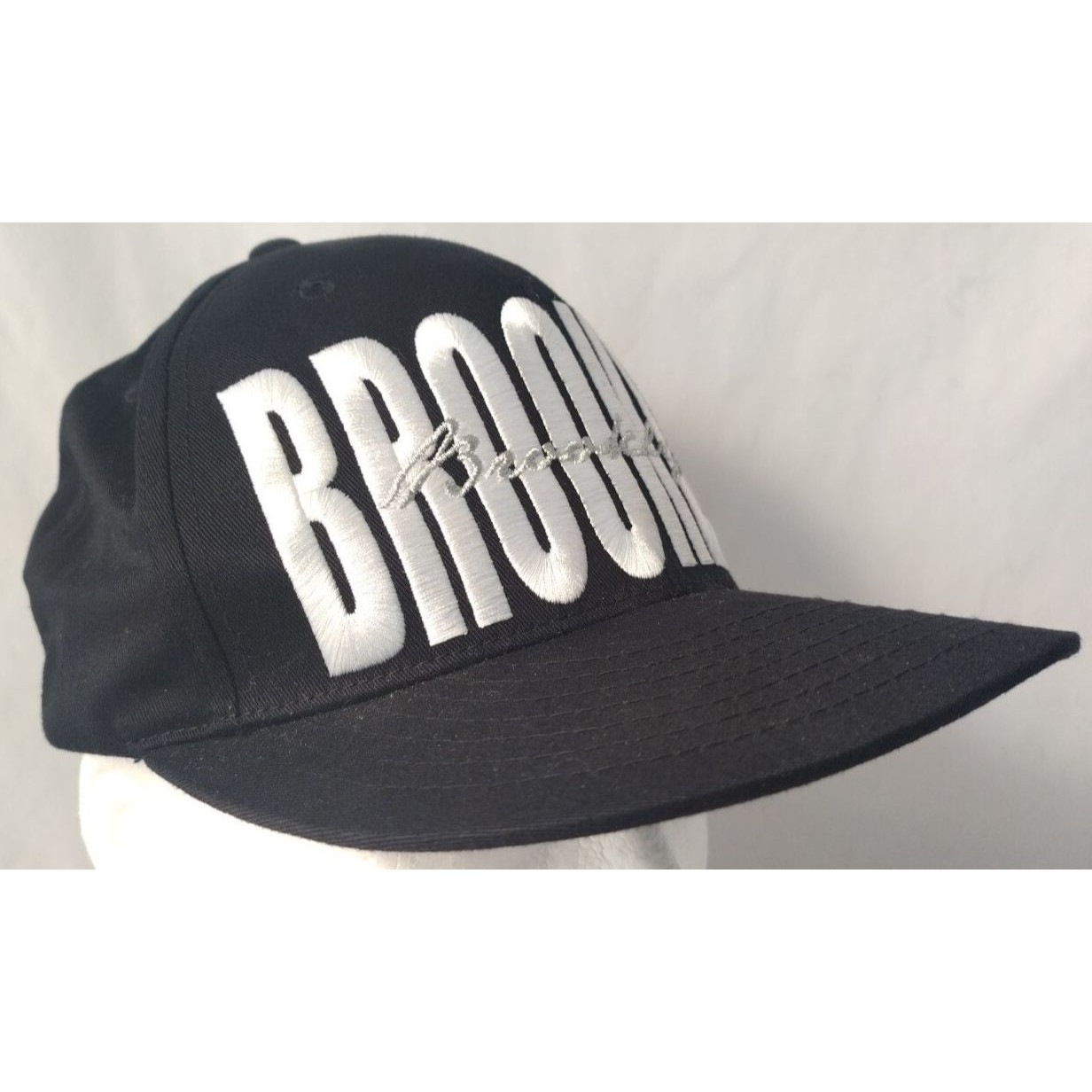Brooklyn New York Embroidered Adjustable Snapback Trucker HatCapExcellent